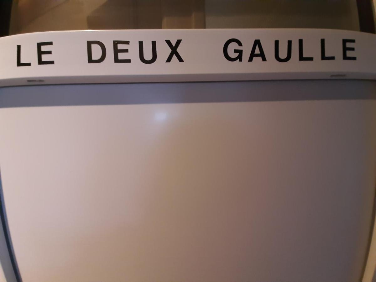 Le Mêle-sur-SartheLe Deux Gaulleアパートメント エクステリア 写真